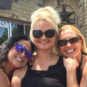 Meet your Posher, Brenda